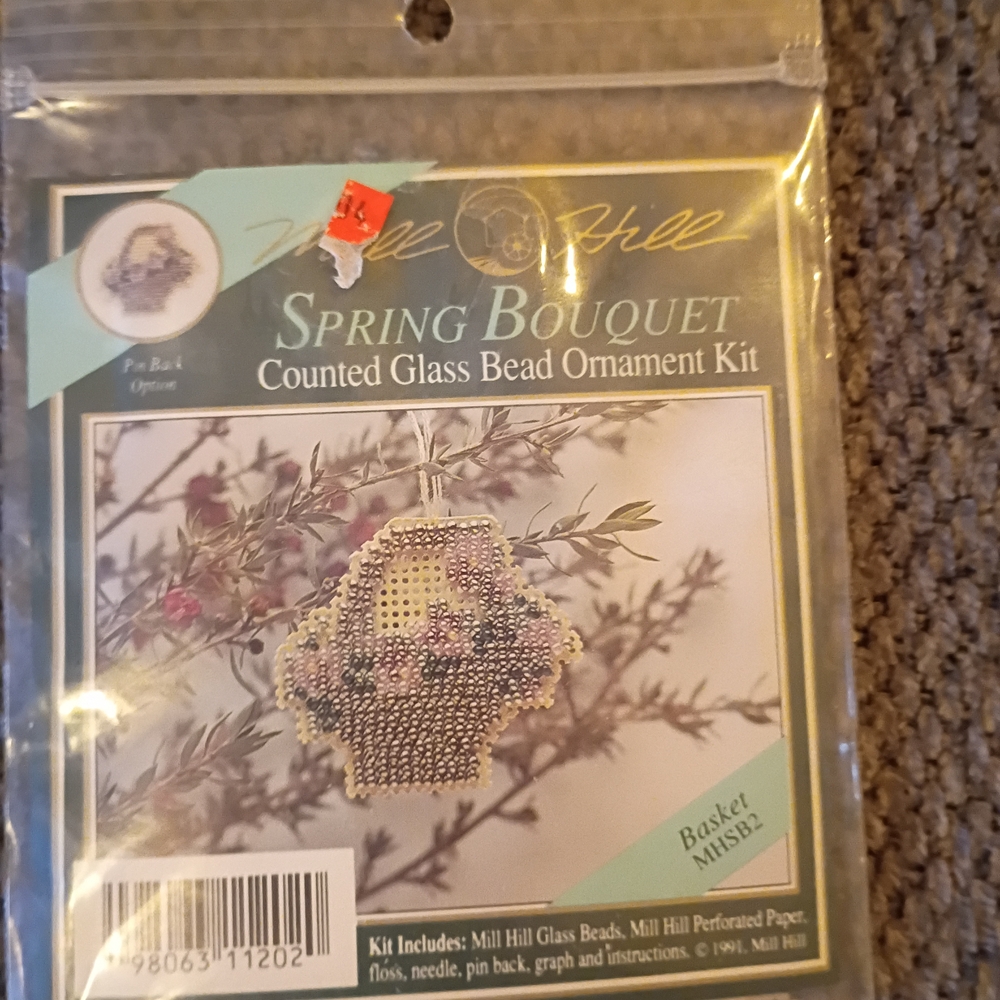 Vintage Mill Hill Spring Bouquet Counted Glass Bead Ornament Kit MHSB2 New NIP